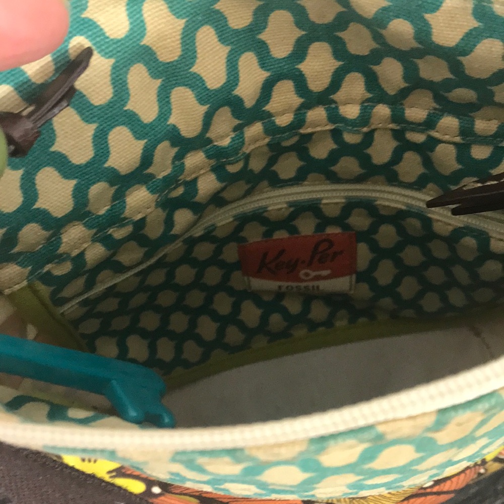 Fossil Vtg Key-Per Coated Canvas Crossover - image 4